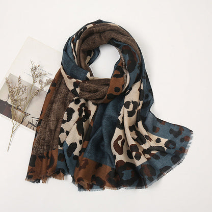 ☁️Weich und bequem, vielseitig im Alltag – leichter Schal mit Leopardenmuster ✨